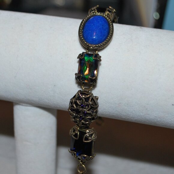 Sorrelli Big Bold Swarovski Crystal "Aurora Sky" Bracelet - Picture 2 of 8